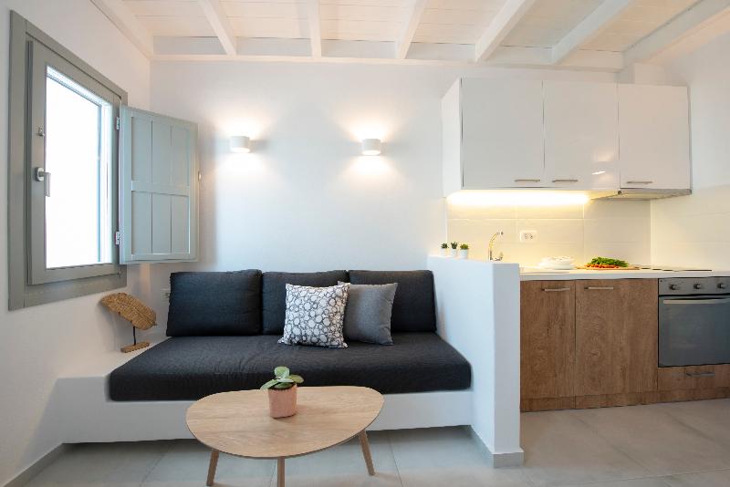 White Orchid Luxury Suites - Oda