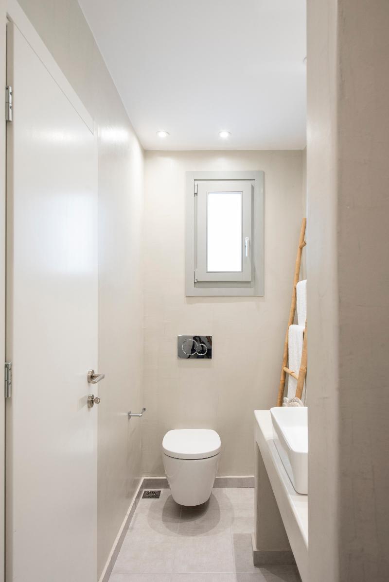 White Orchid Luxury Suites - Oda