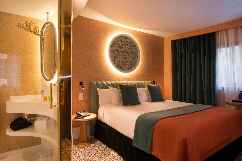 The First One Hotel - Oda