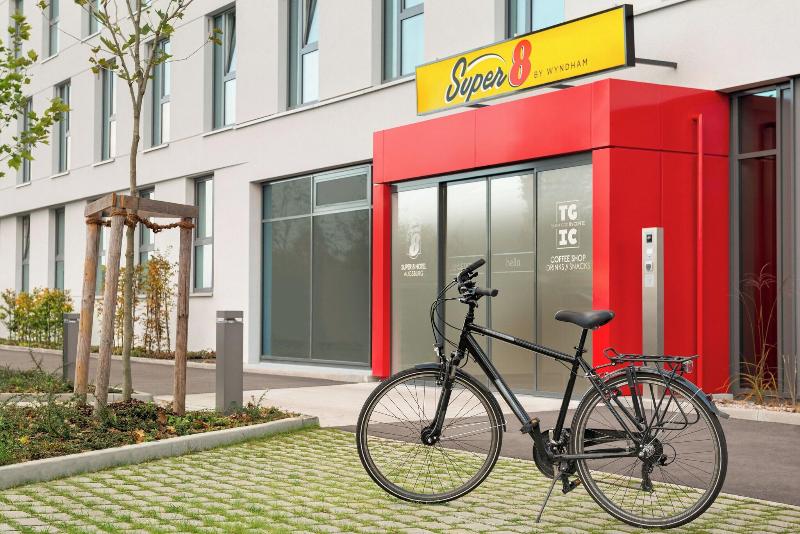 Super 8 by Wyndham Oberhausen - Aktivite