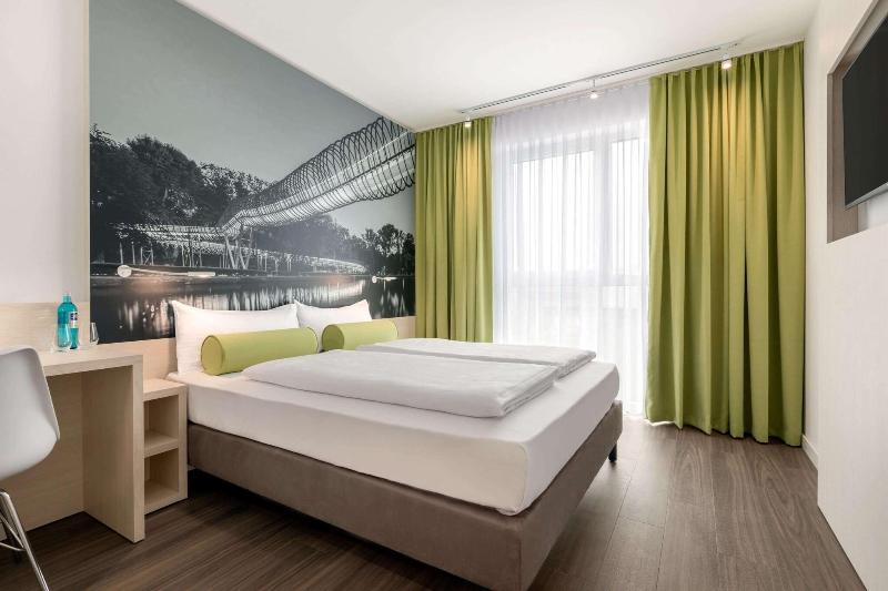 Super 8 by Wyndham Oberhausen - Oda