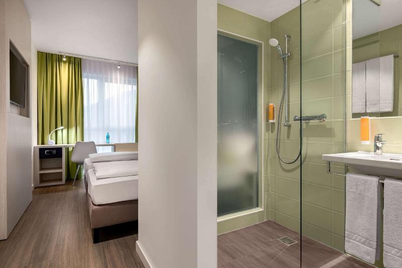 Super 8 by Wyndham Oberhausen - Oda
