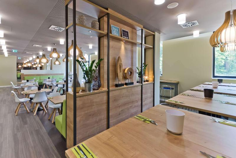 Super 8 by Wyndham Oberhausen - Restoran