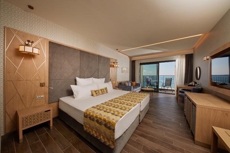 Secrets Sunny Beach Resort & Spa - Oda