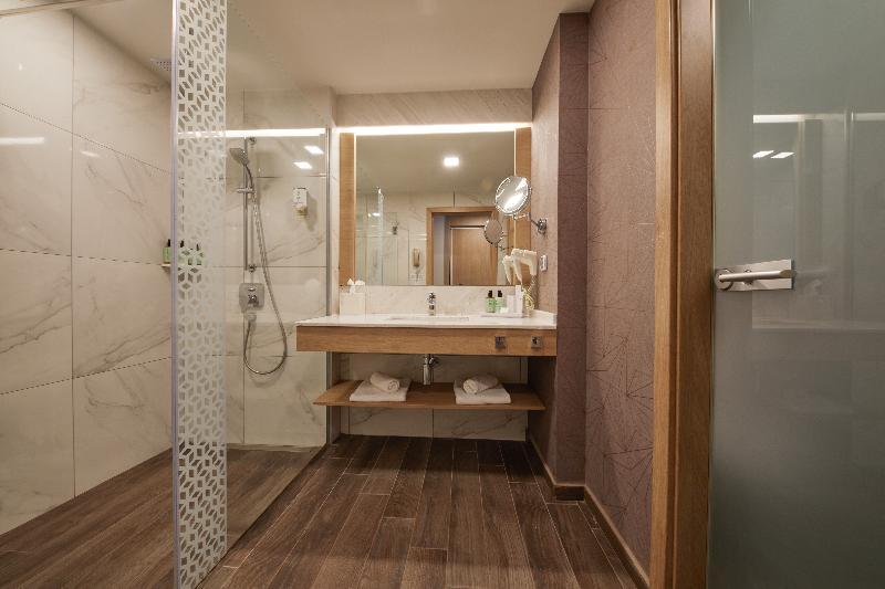 Secrets Sunny Beach Resort & Spa - Oda