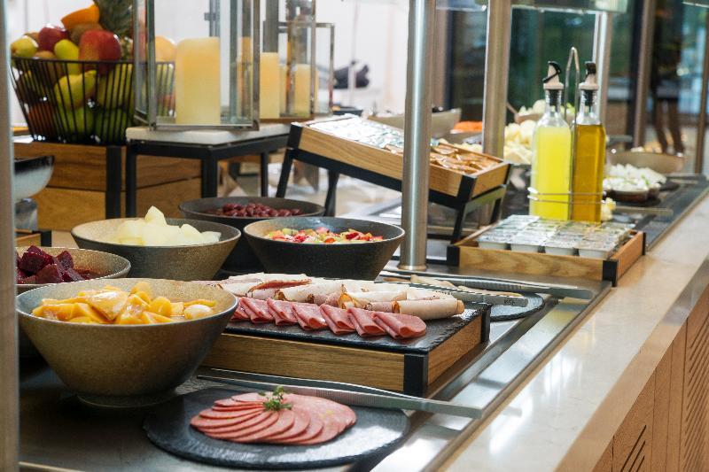 Radisson Residences Vadistanbul - Restoran