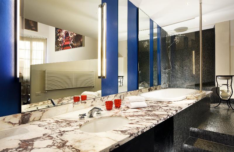 Leone Blu Suites | UNA Esperienze - Oda