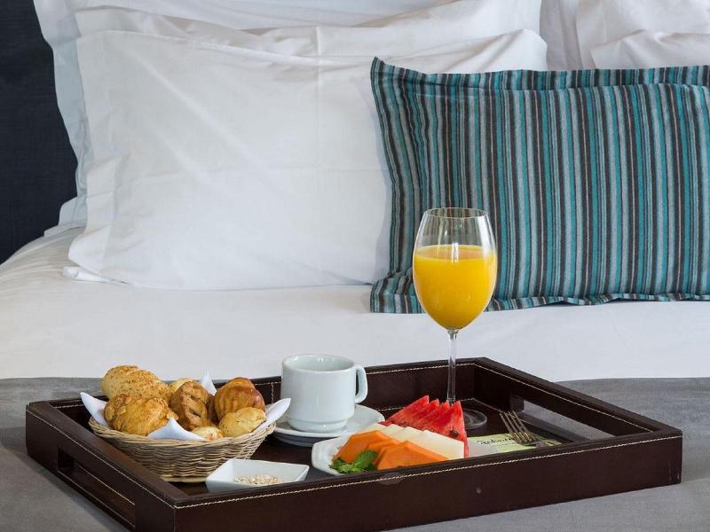 Radisson Hotel Hauppauge-Long Island - Oda