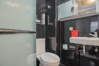 RedDoorz Plus near Parahyangan University fotoÄŸrafÄ±