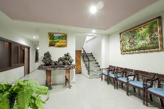 RedDoorz @ Panglima Sudirman otel fotoğrafı