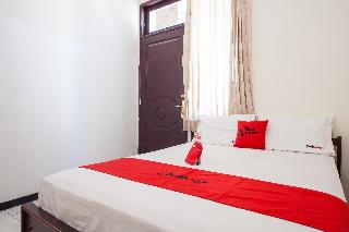 RedDoorz @ Raya Ngagel 2 fotoÄŸrafÄ±