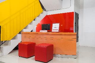 RedDoorz Plus near UPN Rungkut fotoÄŸrafÄ±