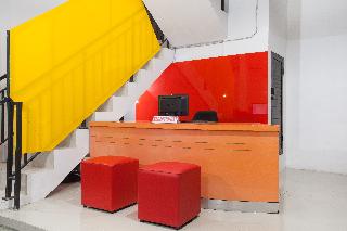 RedDoorz Plus near UPN Rungkut fotoÄŸrafÄ±