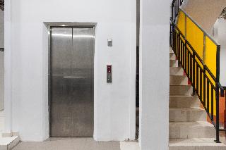 RedDoorz Plus near UPN Rungkut fotoÄŸrafÄ±