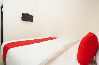 RedDoorz Plus near UPN Rungkut fotoÄŸrafÄ±