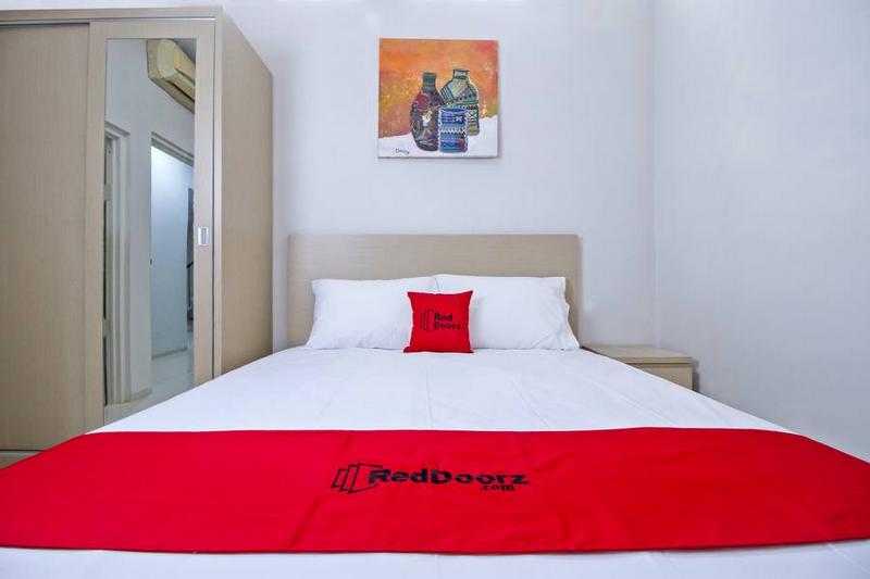 Formerly RedDoorz Plus @ Mas Mansyur - Oda