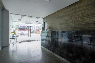 RedDoorz Plus near Tebet fotoÄŸrafÄ±