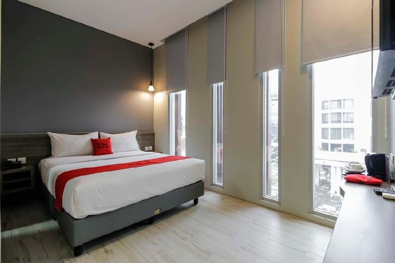 RedDoorz Plus near Tebet - Genel