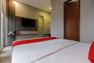 RedDoorz Plus near Tebet fotoÄŸrafÄ±