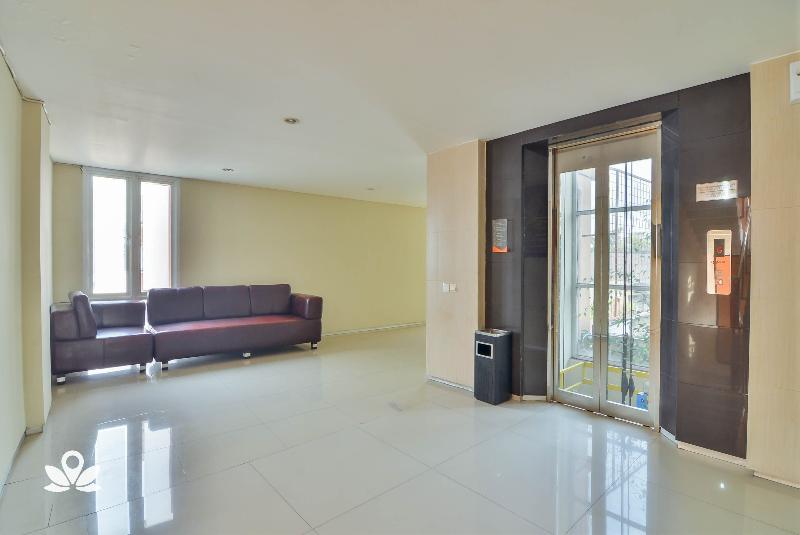ZEN Rooms Image Hotel and Resto - Lobi