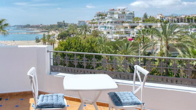 B51 Boutique Hotel Puerto Banus - Genel