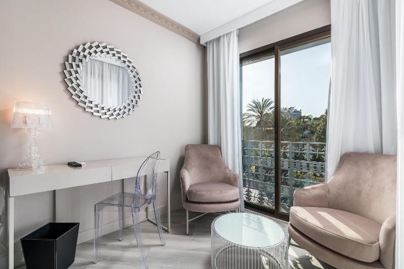 B51 Boutique Hotel Puerto Banus - Oda
