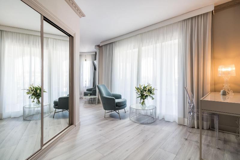 B51 Boutique Hotel Puerto Banus - Oda
