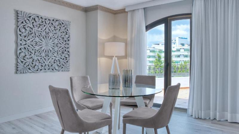 B51 Boutique Hotel Puerto Banus - Oda