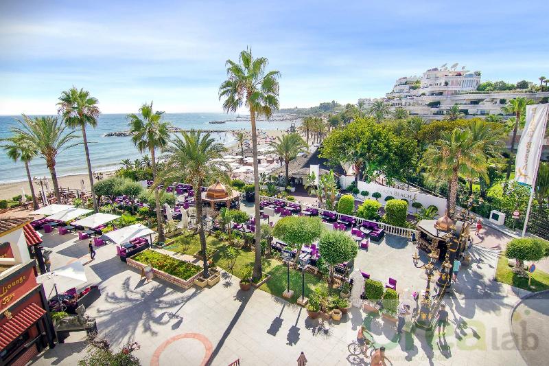 B51 Boutique Hotel Puerto Banus - Oda