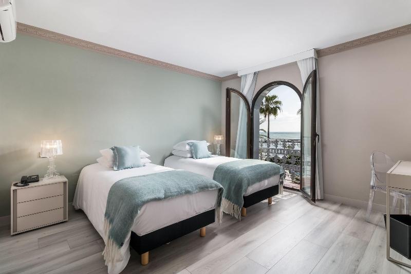 B51 Boutique Hotel Puerto Banus - Oda