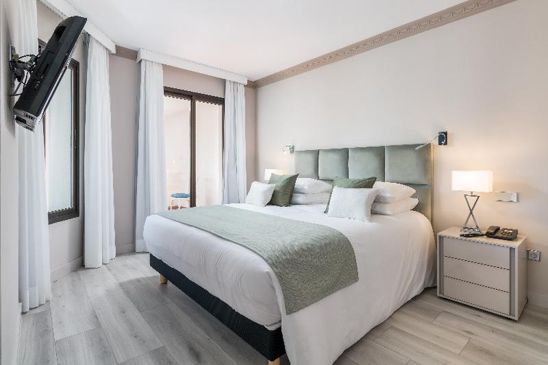 B51 Boutique Hotel Puerto Banus - Oda