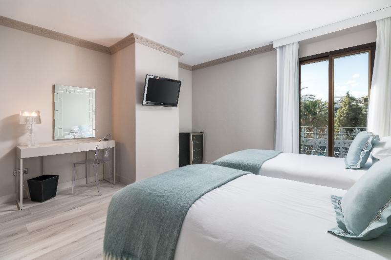 B51 Boutique Hotel Puerto Banus - Oda