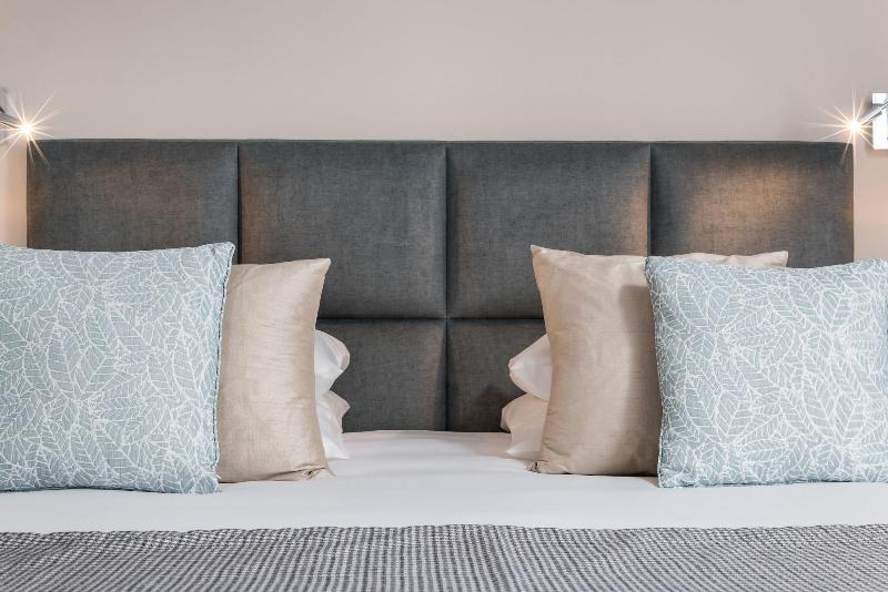 B51 Boutique Hotel Puerto Banus - Oda