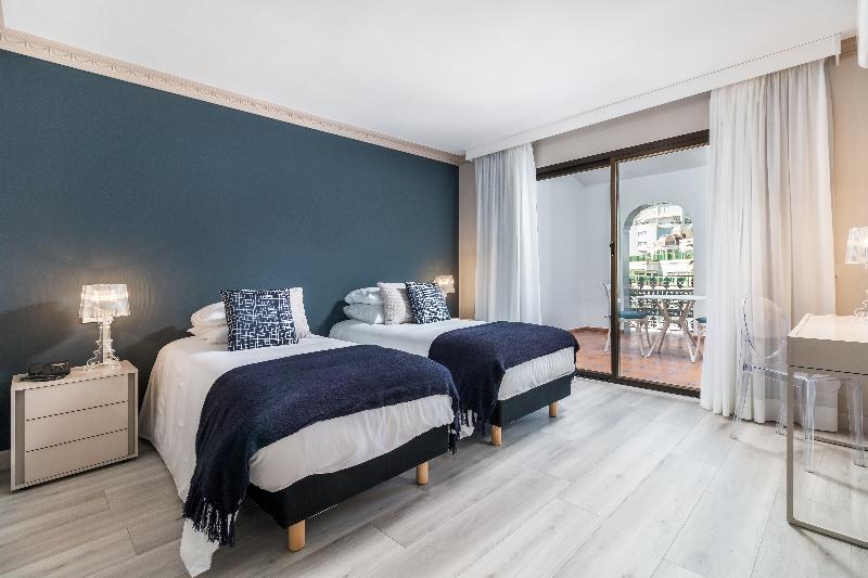 B51 Boutique Hotel Puerto Banus - Oda