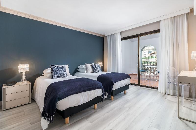 B51 Boutique Hotel Puerto Banus - Oda