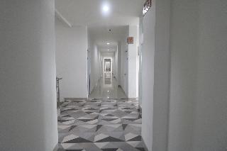 RedDoorz Plus near Living Plaza Jababeka fotoÄŸrafÄ±