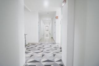 RedDoorz Plus near Living Plaza Jababeka fotoÄŸrafÄ±