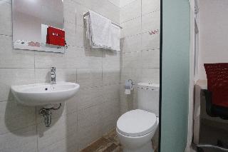 RedDoorz Plus near Living Plaza Jababeka fotoÄŸrafÄ±