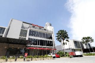 RedDoorz Plus @ Kapuk Business Park otel fotoğrafı