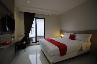 RedDoorz Plus @ TB Simatupang fotoÄŸrafÄ±