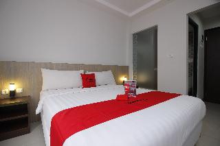RedDoorz Plus @ TB Simatupang fotoÄŸrafÄ±