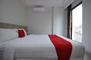 RedDoorz Plus @ TB Simatupang fotoÄŸrafÄ±