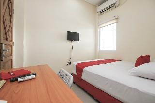 RedDoorz Plus @ Jalan Pemuda Jakarta fotoÄŸrafÄ±