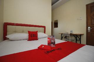 RedDoorz Plus @ Jalan Pemuda Jakarta fotoÄŸrafÄ±