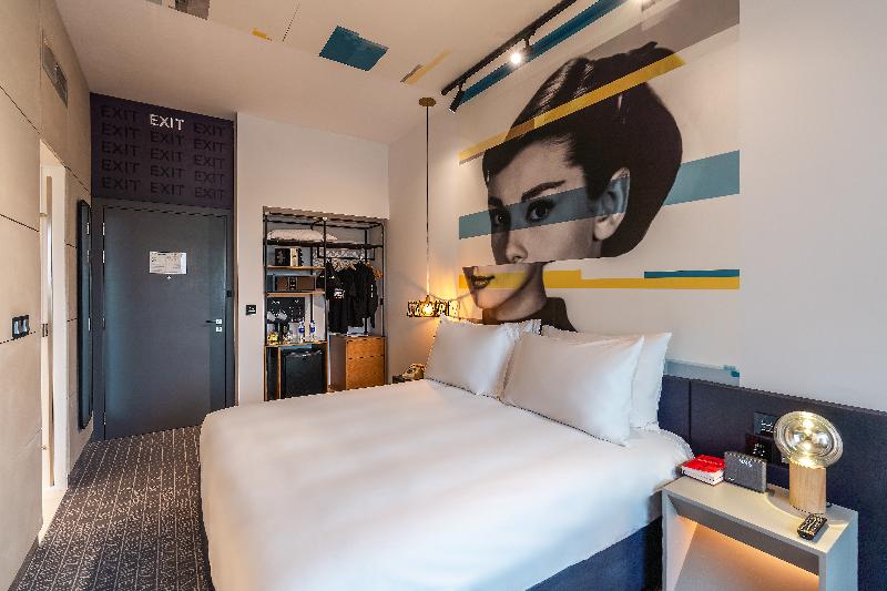 Studio One Hotel - Oda