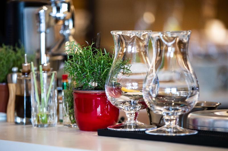 Radisson Blu Hotel Reussen, Andermatt - Bar