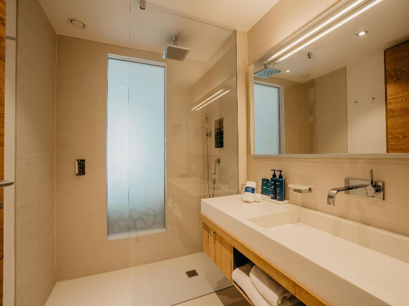 Radisson Blu Hotel Reussen, Andermatt - Oda