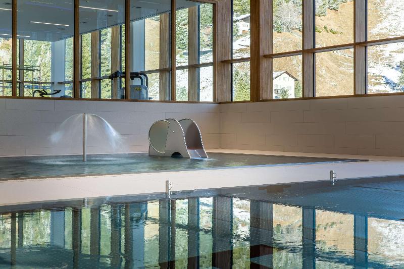 Radisson Blu Hotel Reussen, Andermatt - Havuz
