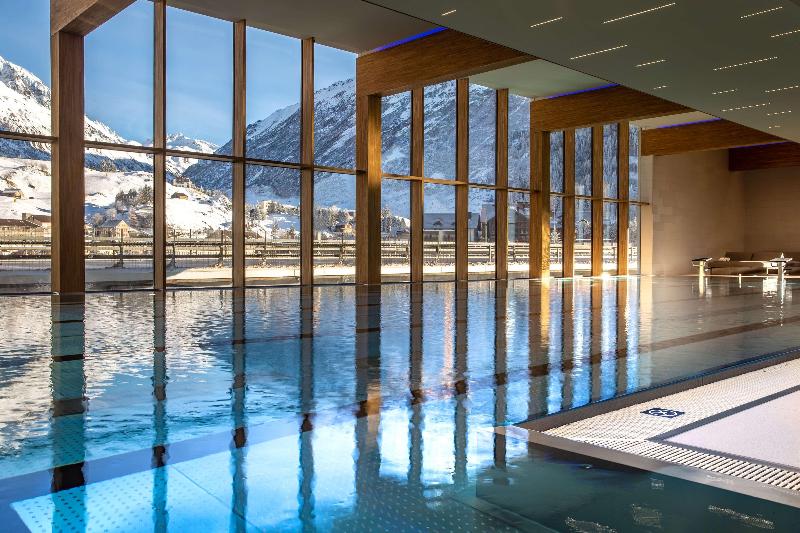 Radisson Blu Hotel Reussen, Andermatt - Havuz