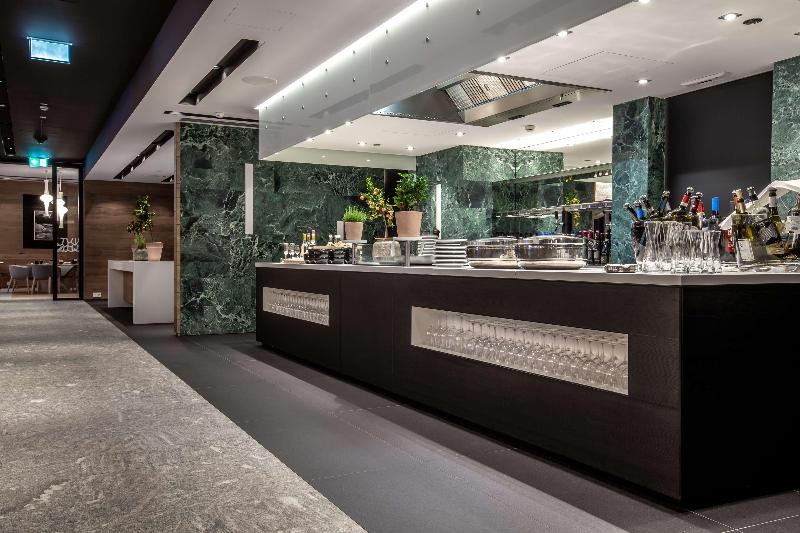 Radisson Blu Hotel Reussen, Andermatt - Restoran